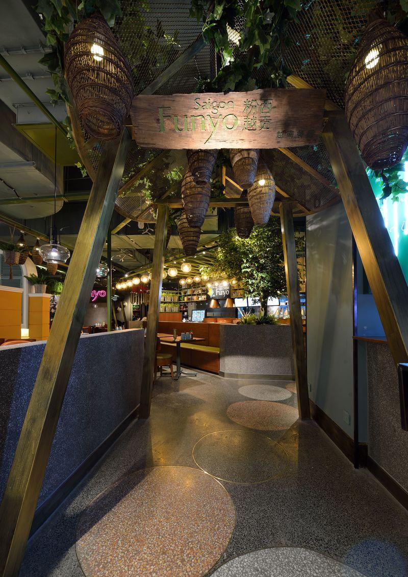 苏州市新光天地粉越西贡-11