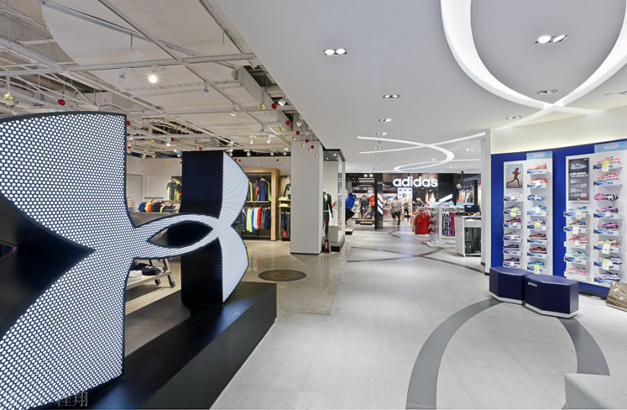 银泰百货总店-5