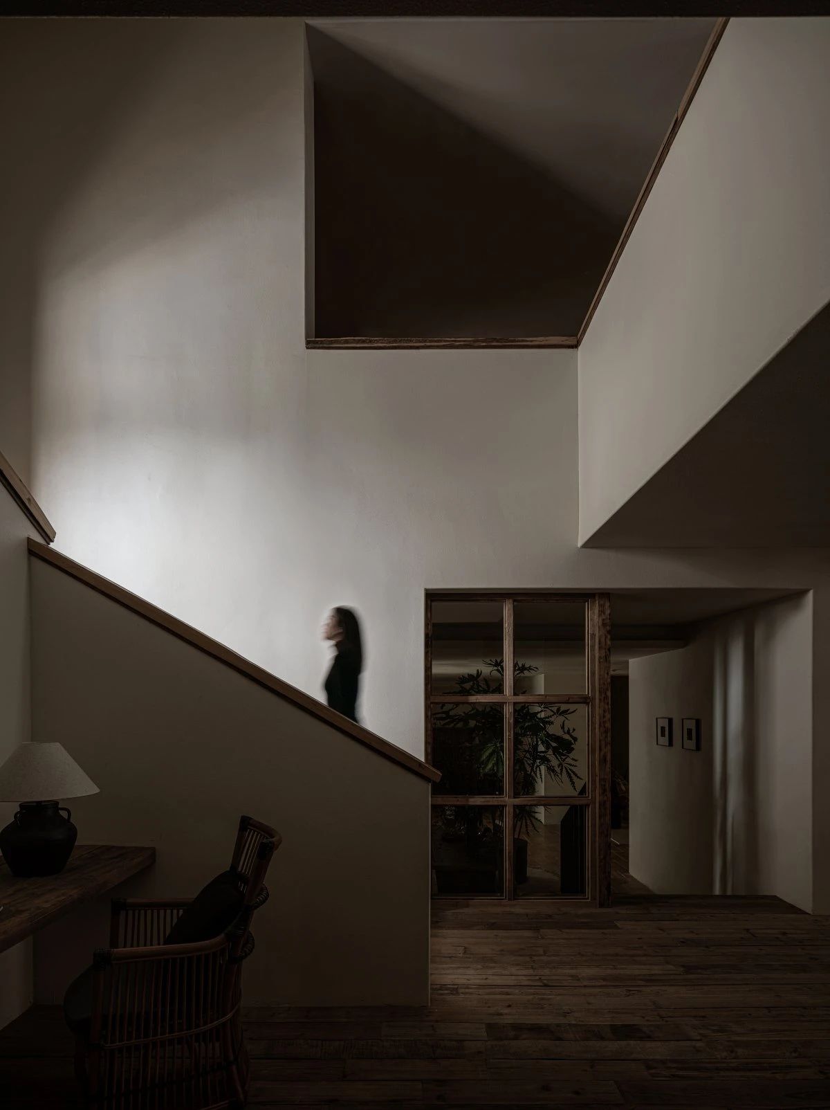 “静止”与“缓慢”的空间设计-28