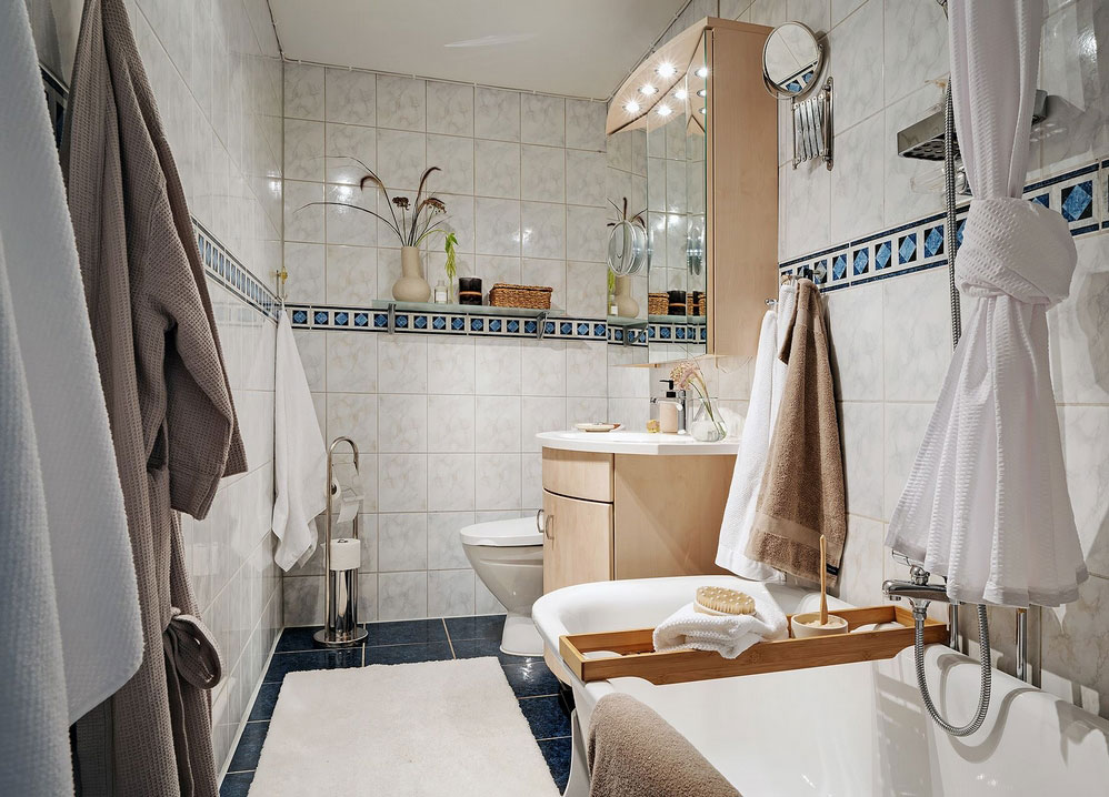 斯堪的纳维亚风格公寓的亮丽条纹沙发-22