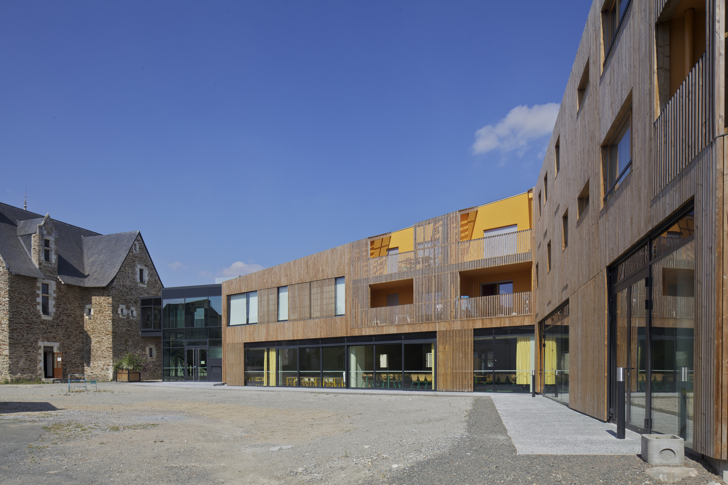 法国 Ecouflant 村中心重建项目 · 历史与现代对话-47