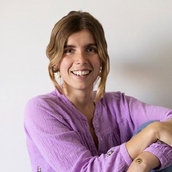 小旧卧室改造成自然明亮空间丨María Del Valle Interior Staging-1