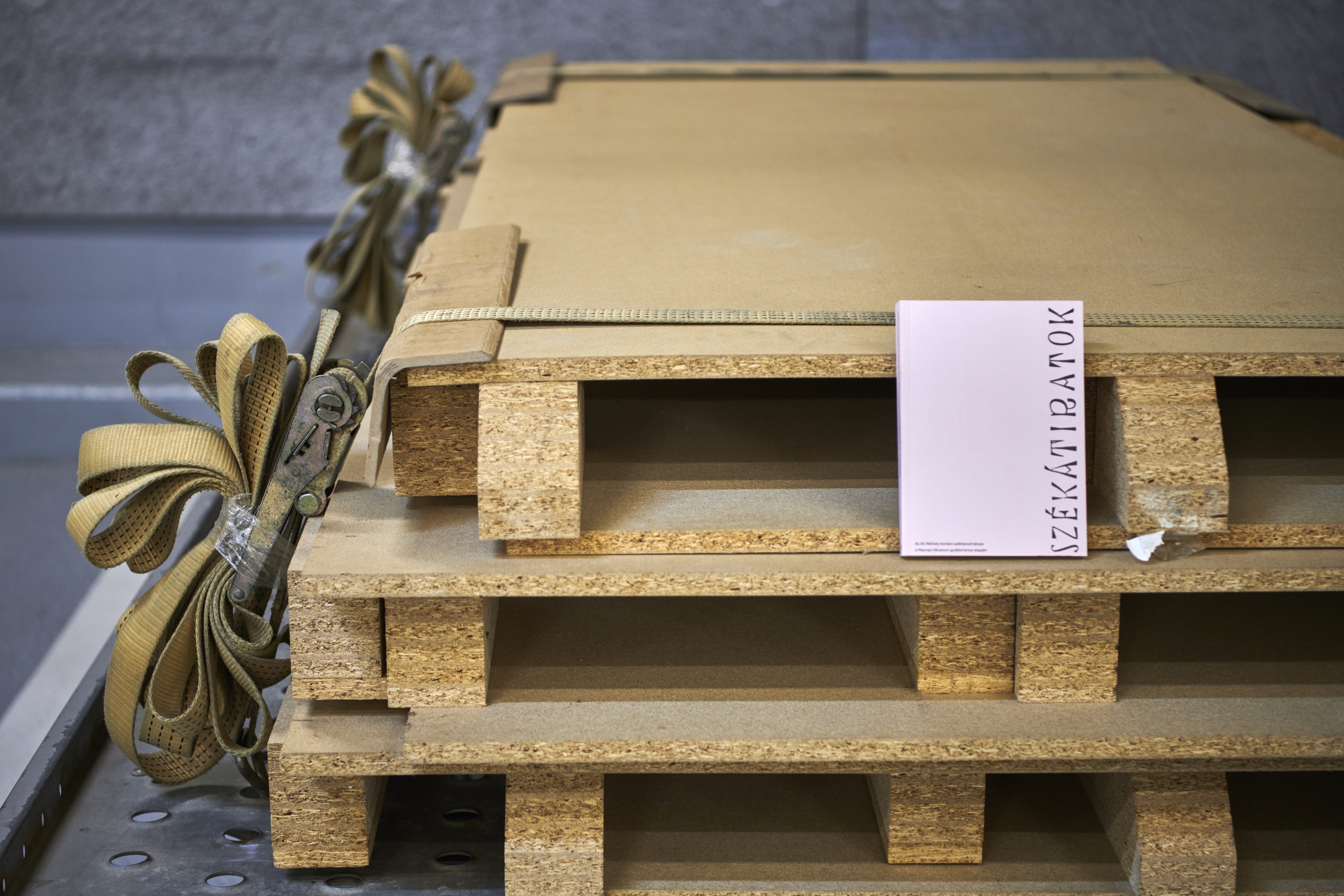 《Székátiratok》展览目录书籍项目丨匈牙利-25