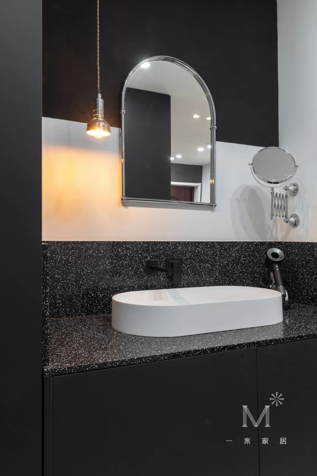 90㎡现代婚房 | “黑白灰”的纯粹浪漫-42