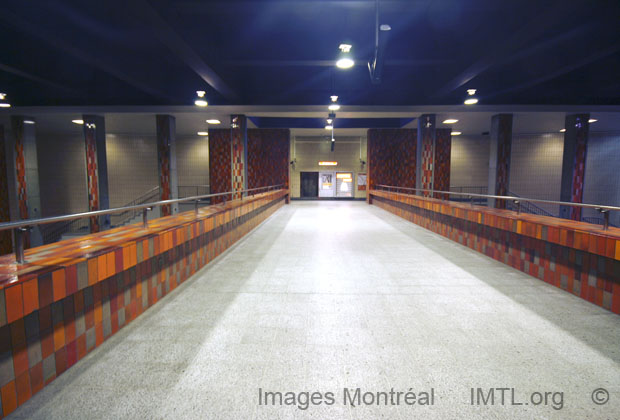 蒙特利尔罗斯蒙特地铁站建筑丨加拿大蒙特利尔-5