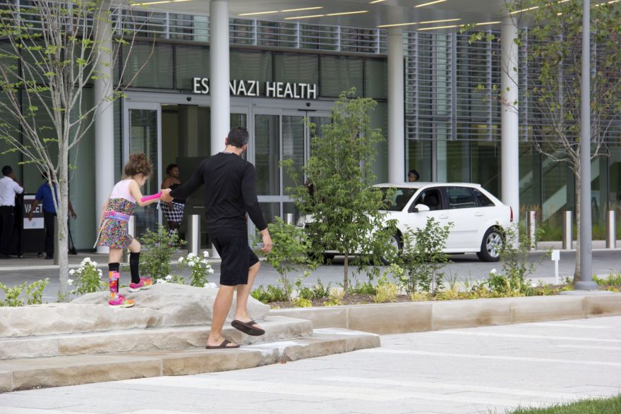 埃斯肯纳齐健康医院的共同基础和天空农场-11