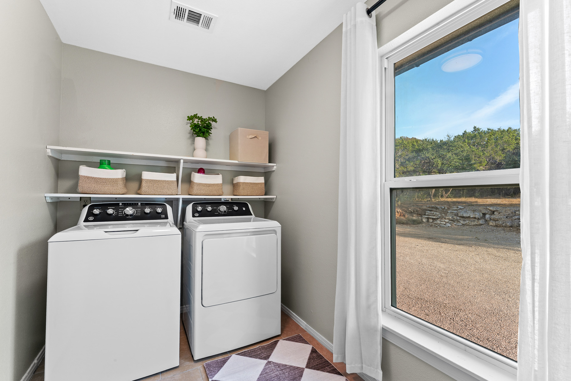 Canyon Lake Vacation Rental-22