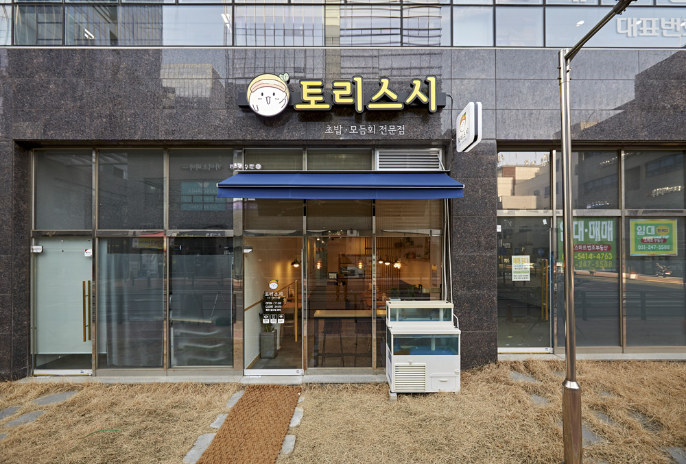 白色木质餐厅 | 极简设计的魅力-14