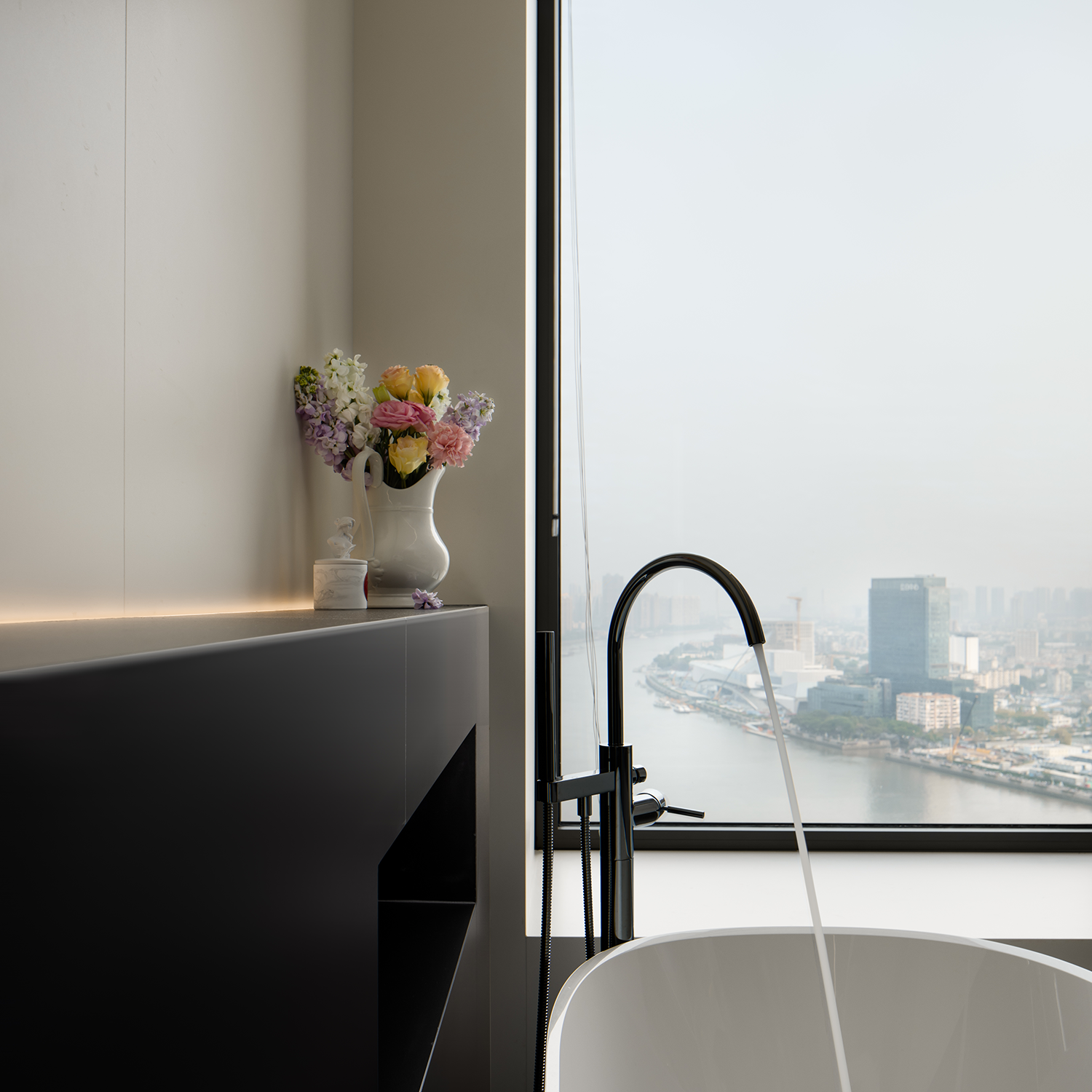 黑与光的对话丨中国广州丨姚国健室内工作室-72