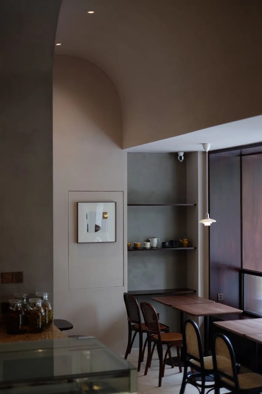 《菜卷の菓子屋》 | 85 平米三室空间,消防管下的逆袭设计-47