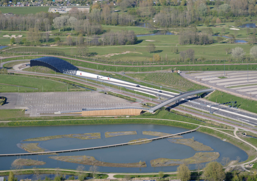 鹿特丹大道(由于此短语从字面上看结合荷兰地名鹿特丹推测是相关道路名,具体更准确名称可能需依据更详细背景信息这里按常规推导给出单一翻译) 丨荷兰海牙-13