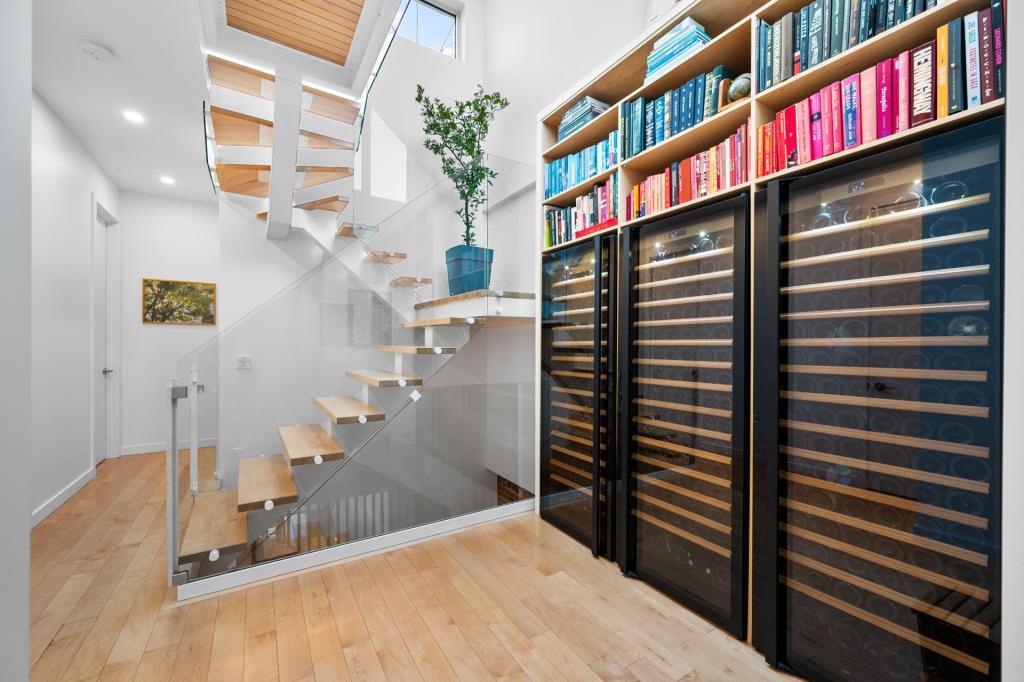 蒙特利尔高原皇家中心带泳池豪宅丨加拿大蒙特利尔-14