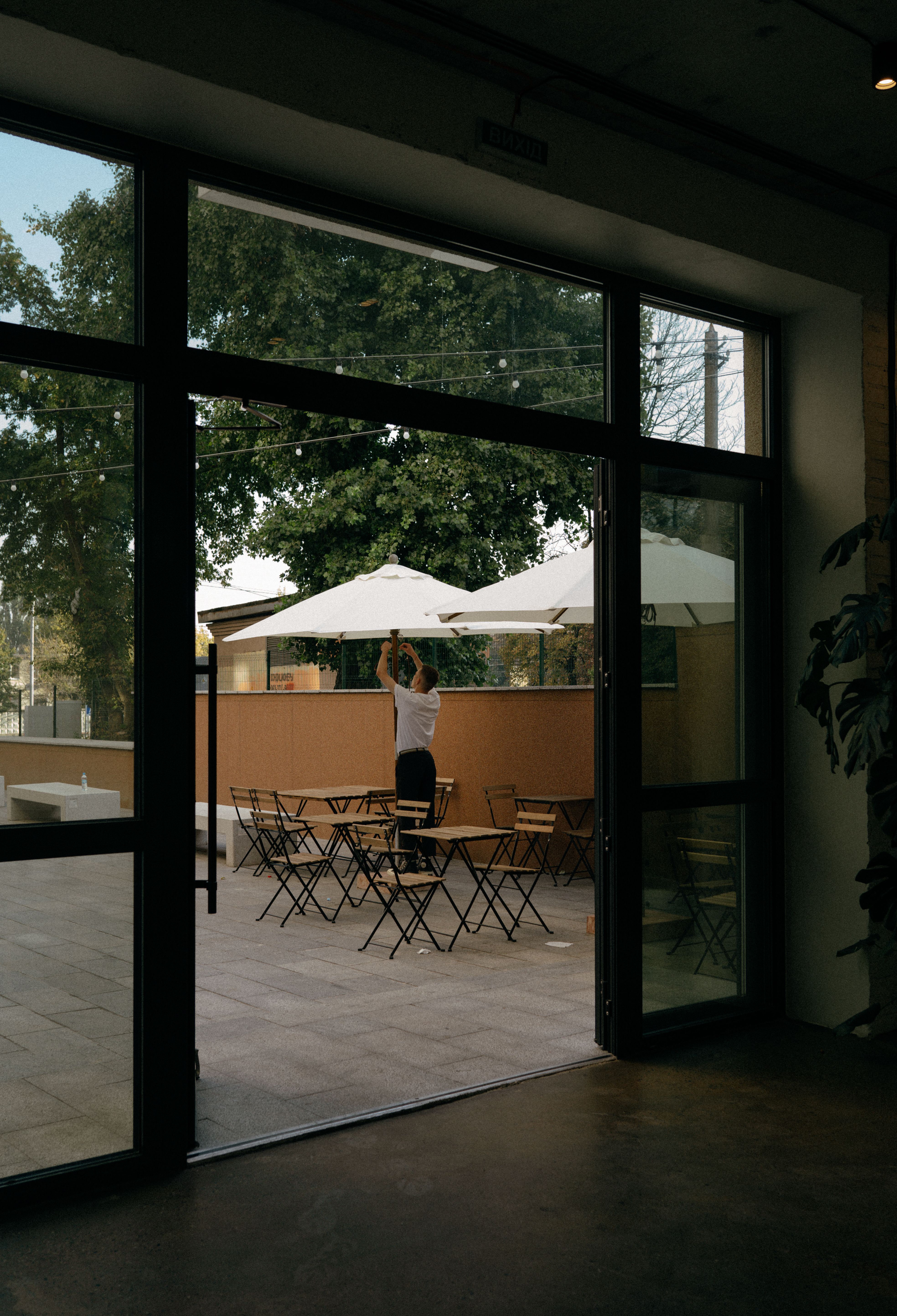 BAKERY & COFFEESHOP-11