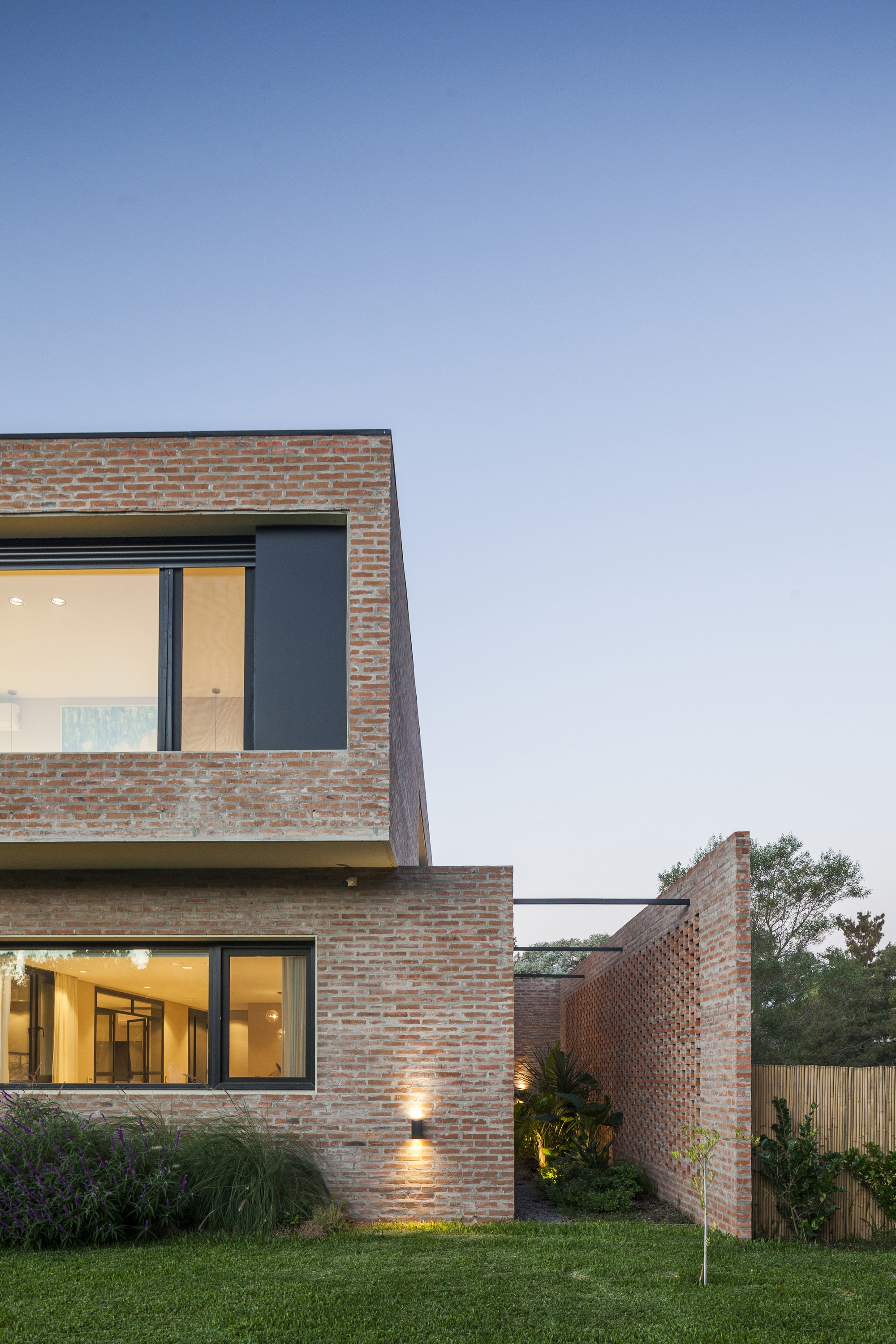 砖房丨阿根廷丨Lattes Salinas Arquitectos-29