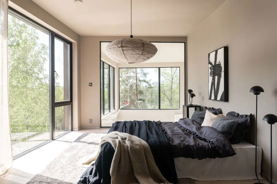 瑞典现代木屋 | 简约明亮的黑色魅力-13