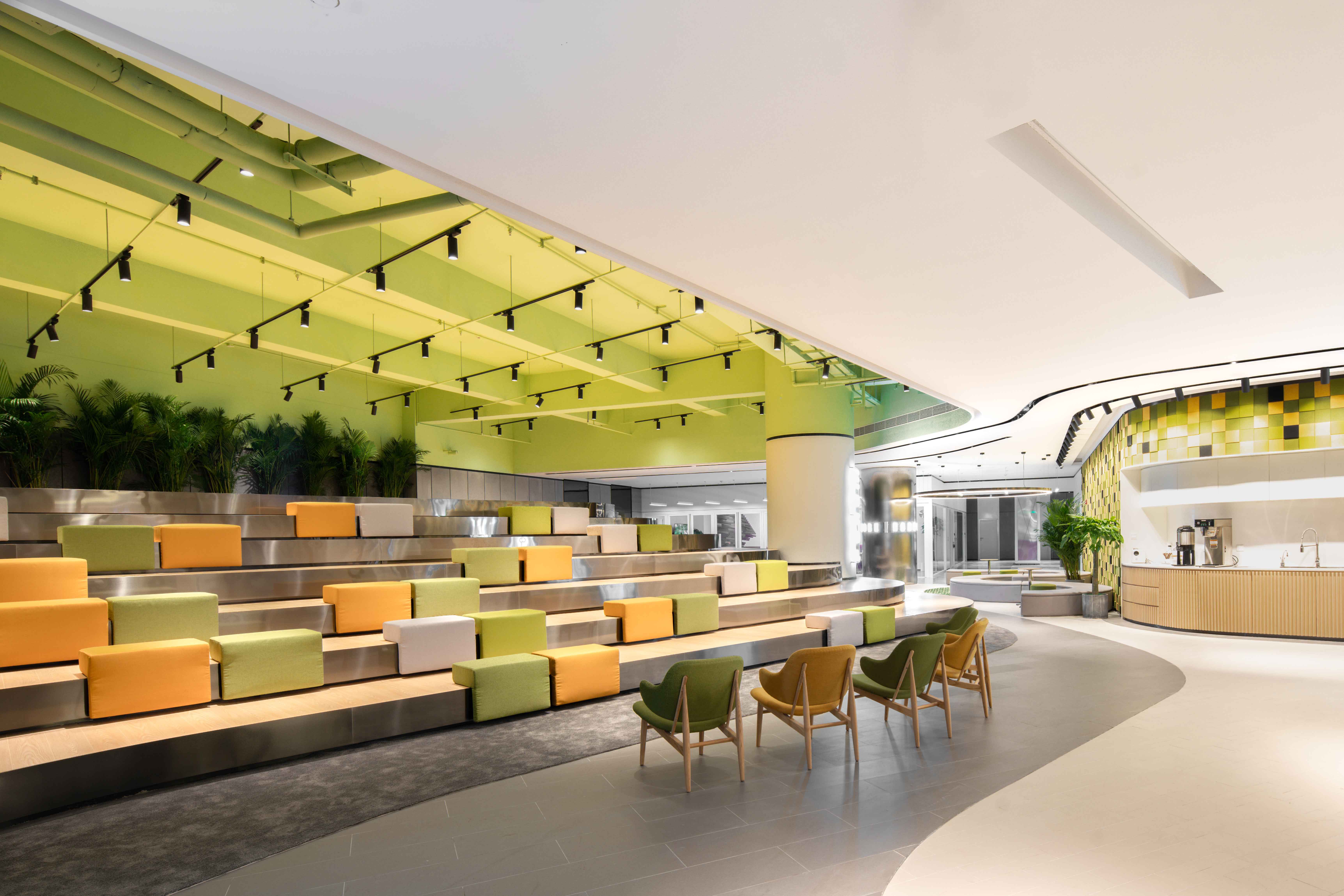 SOHO 3Q（这是一个特定名称，一般不进行常规意义翻译，保留英文形式）丨中国成都丨Superimpose-12