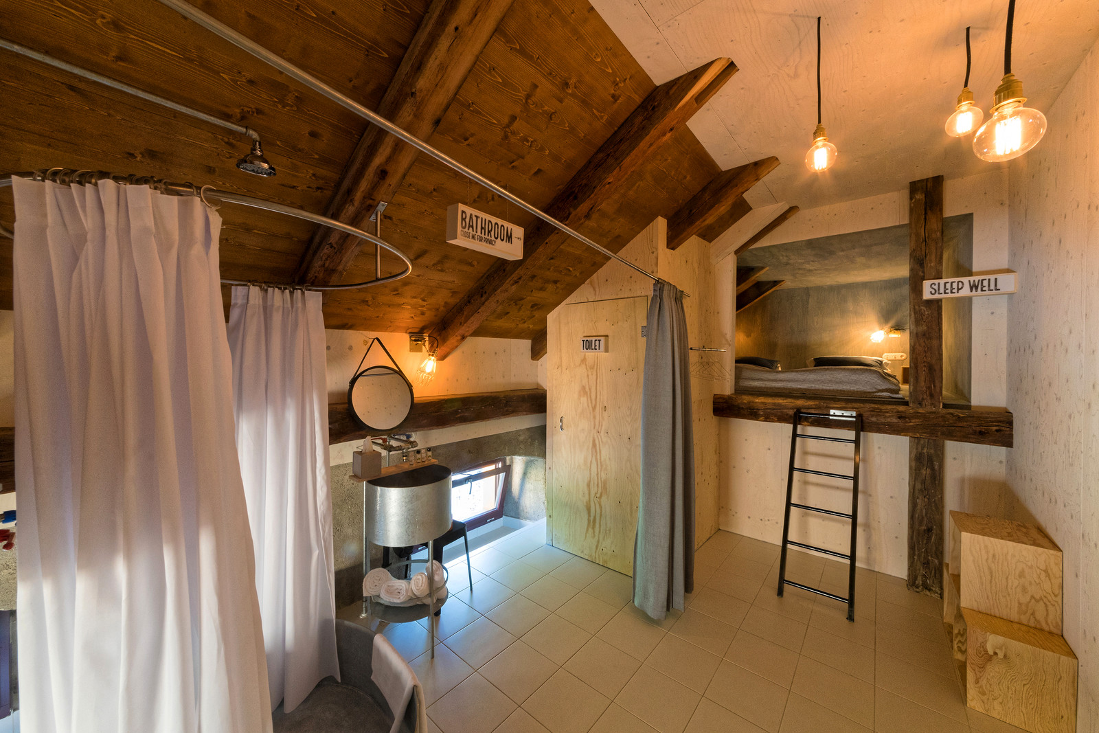 Rustic and Cozy Hotel Located in the City of Bresanona in Italy-11