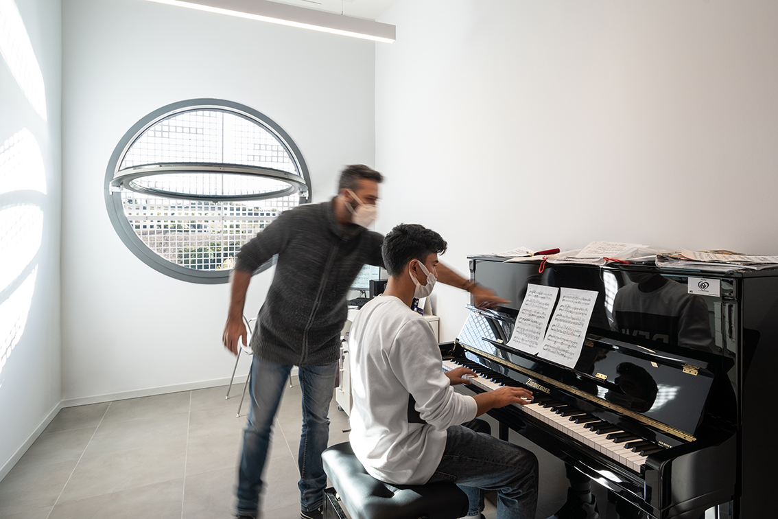 弗朗哥·科雷利音乐学院-63