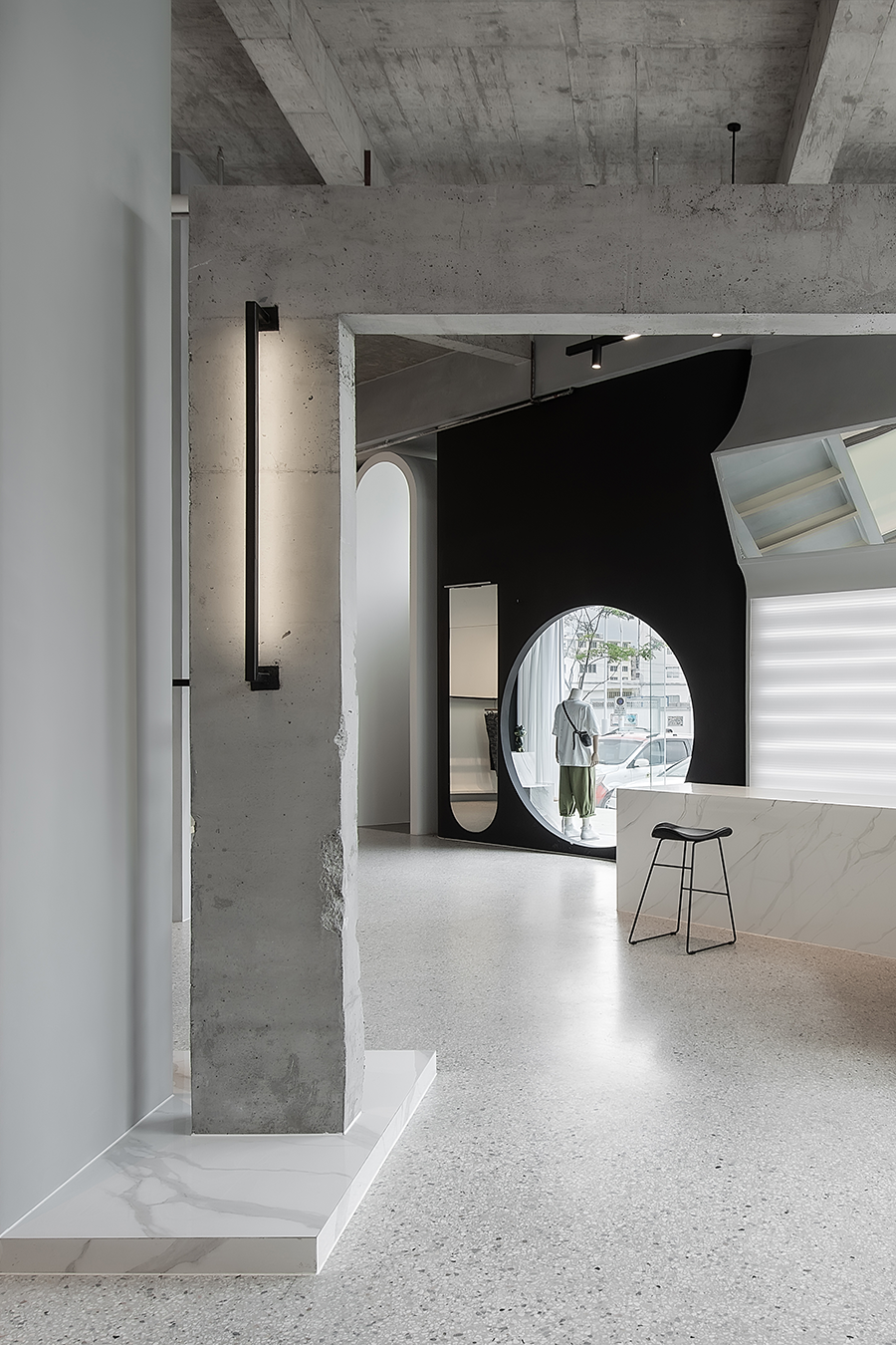 NOVO 服装店丨目后空间设计-20