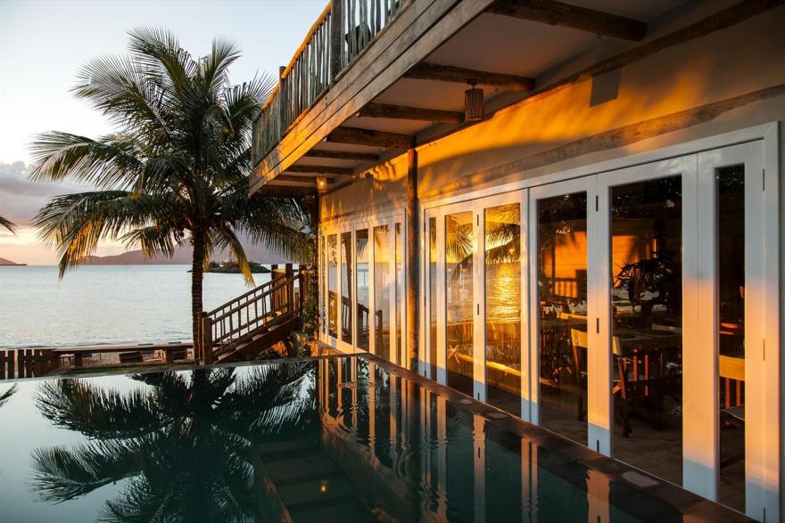 巴西 Hotel TW Guaimbê | 木质环保设计,尽享海滨风光-4