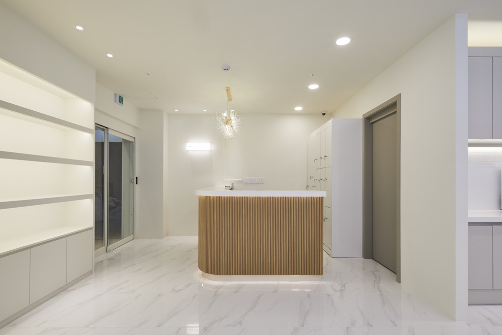 白色木屋美容 SPA 的现代禅意设计-5