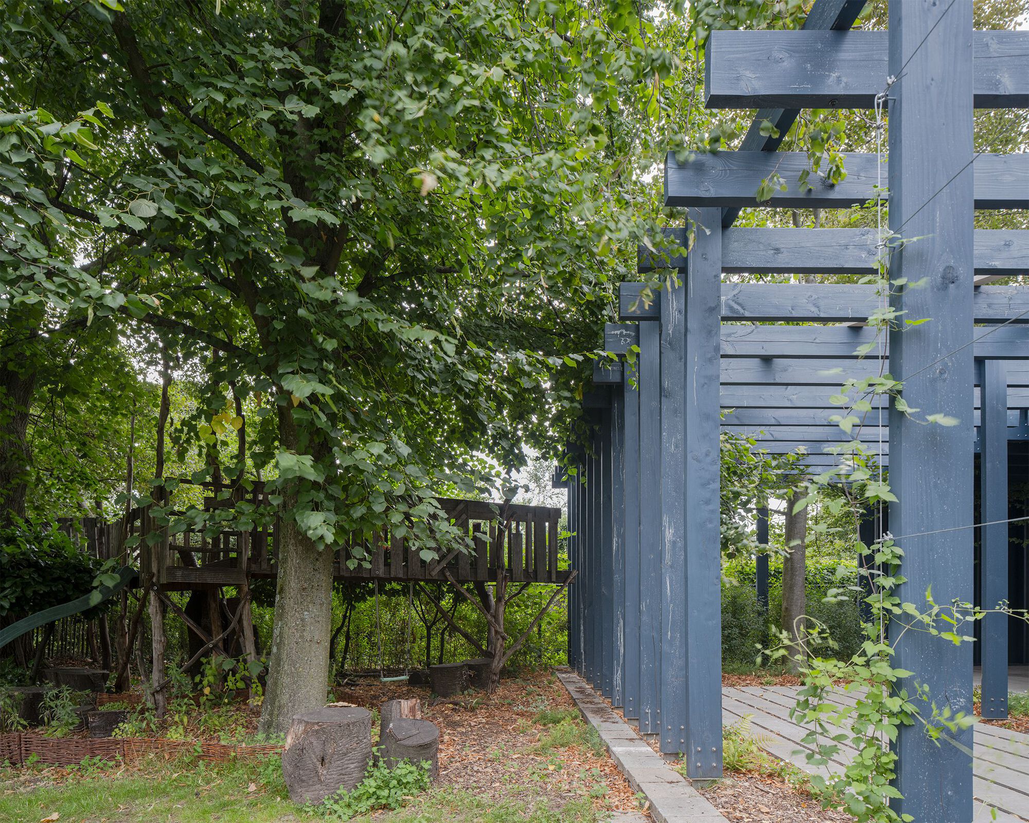 路易费尔泳池亭阁丨比利时丨Atelier Janda Vanderghote-26