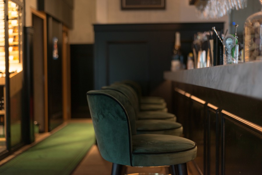 里瓦咖啡馆和酒吧-8