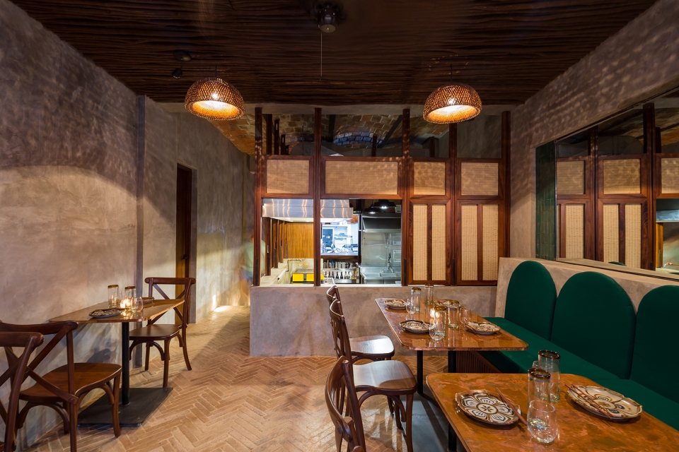 墨西哥 ACHARA 餐厅 | 开放式厨房打造休闲泰式风情-5