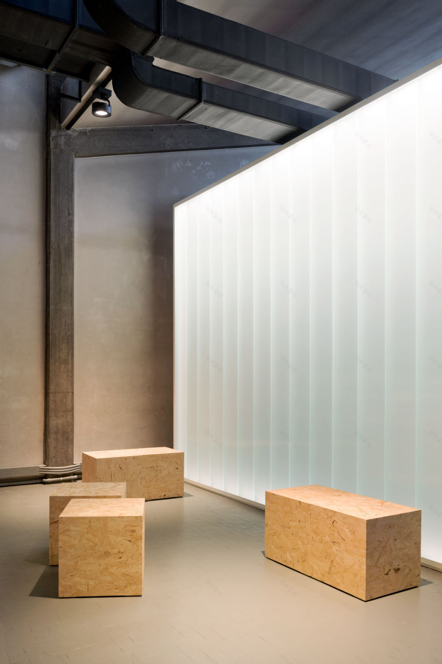 意式工业风展厅设计,传承历史,拥抱创新-17