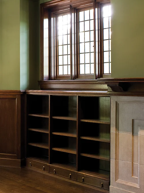 劳伦斯公园都铎式建筑（注：Tudor常见有都铎王朝；都铎式建筑风格等意思，这里结合Lawrence Park推测大概率是指都铎式的风格或建筑类型，比如是某小区内采用了都铎式风格建造的房屋等，如果有更多背景信息可得到更精准结果） 丨CASEY DESIGN | PLANNING GROUP INC.-7