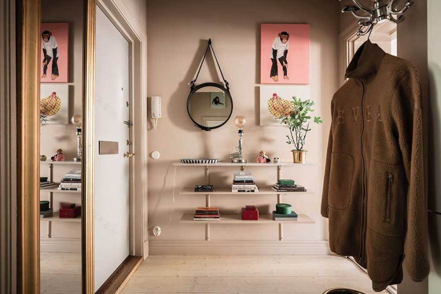 瑞典 48 平米趣味公寓 | 暖色调与幽默壁画完美结合-18