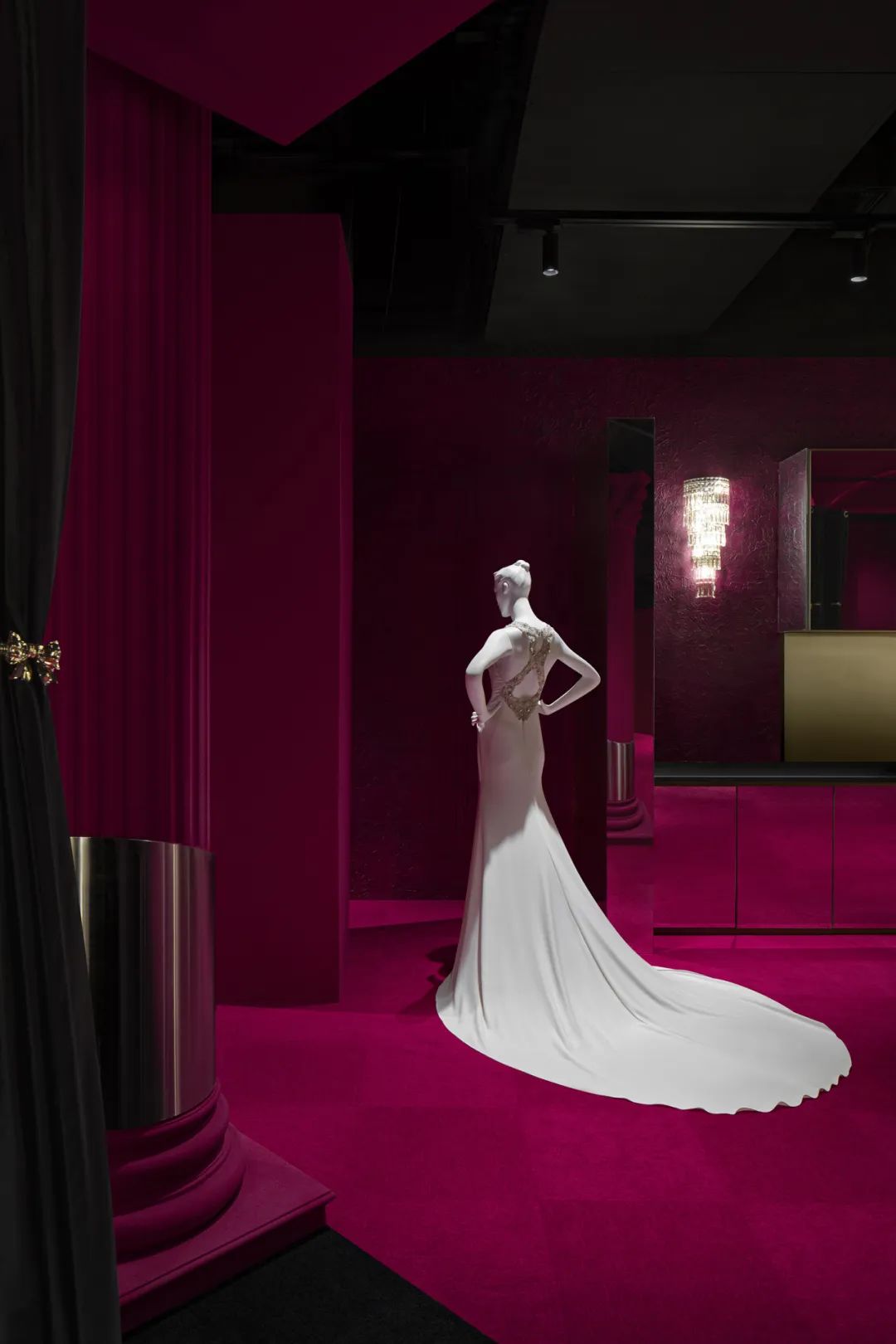 唯惜 LE'PRECIOUS 婚纱郑州双店丨中国郑州丨SALONE DEL SALON|得德设计-25