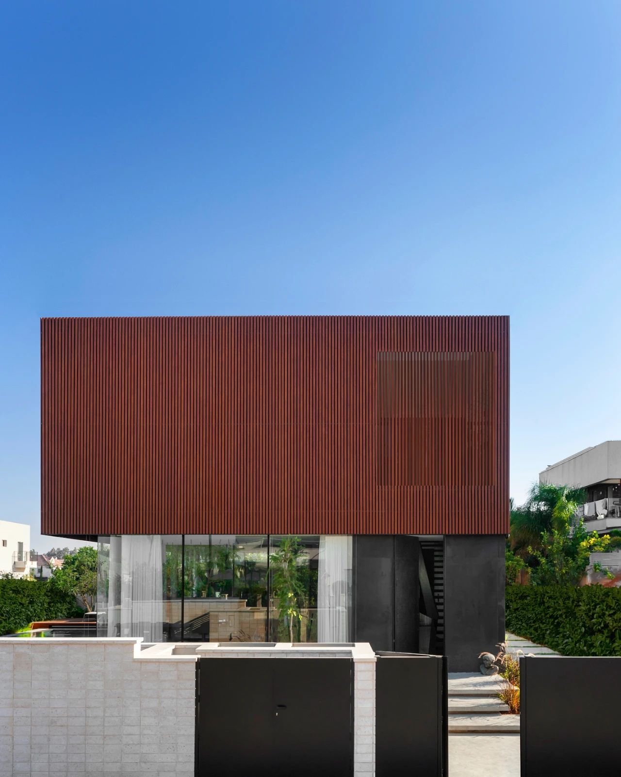 特拉维夫的隐蔽之家丨以色列特拉维夫丨Dan and Hila Israelevitz-41