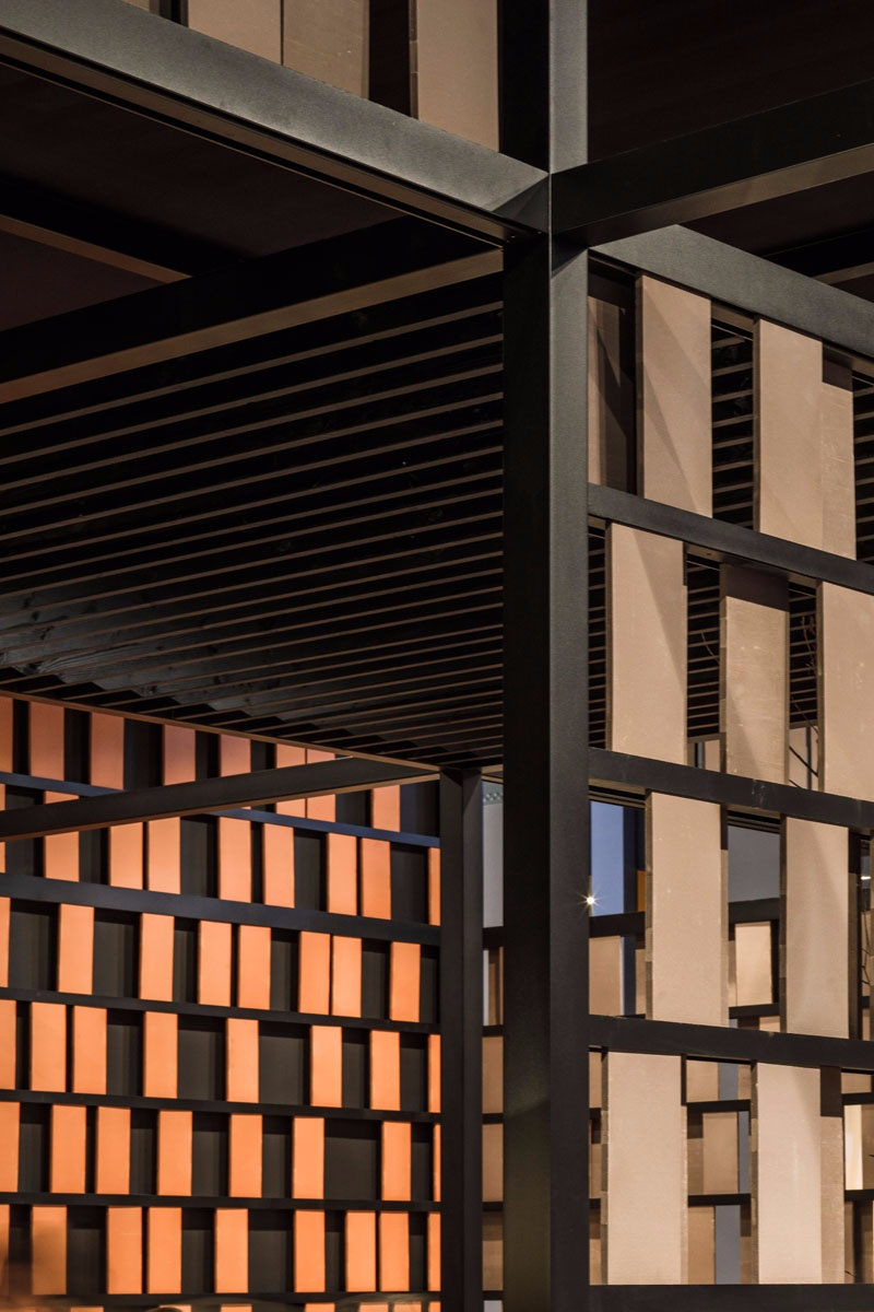 04 07  POINT [2017米兰展]-18