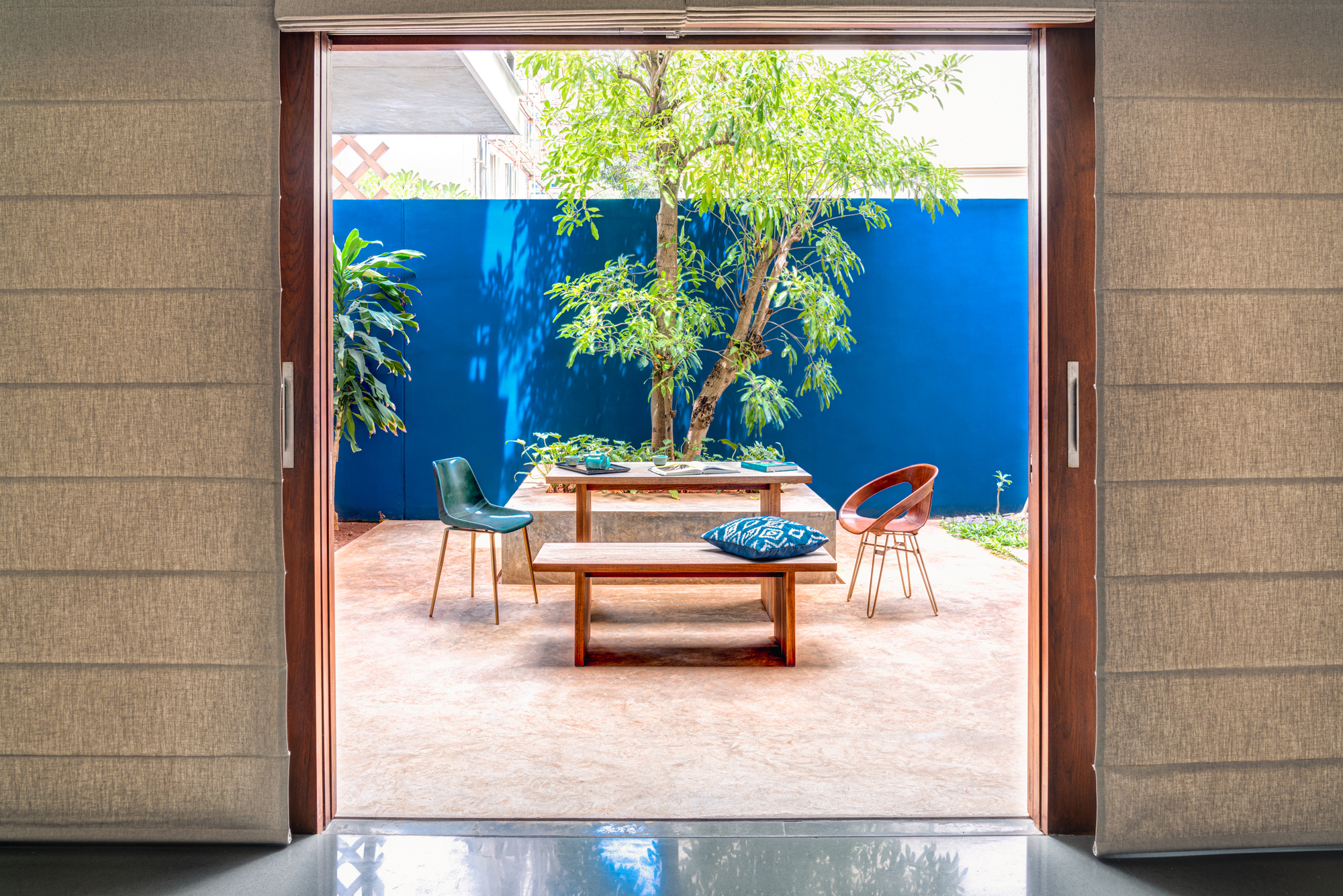 Race Course House / Khosla Associates-34