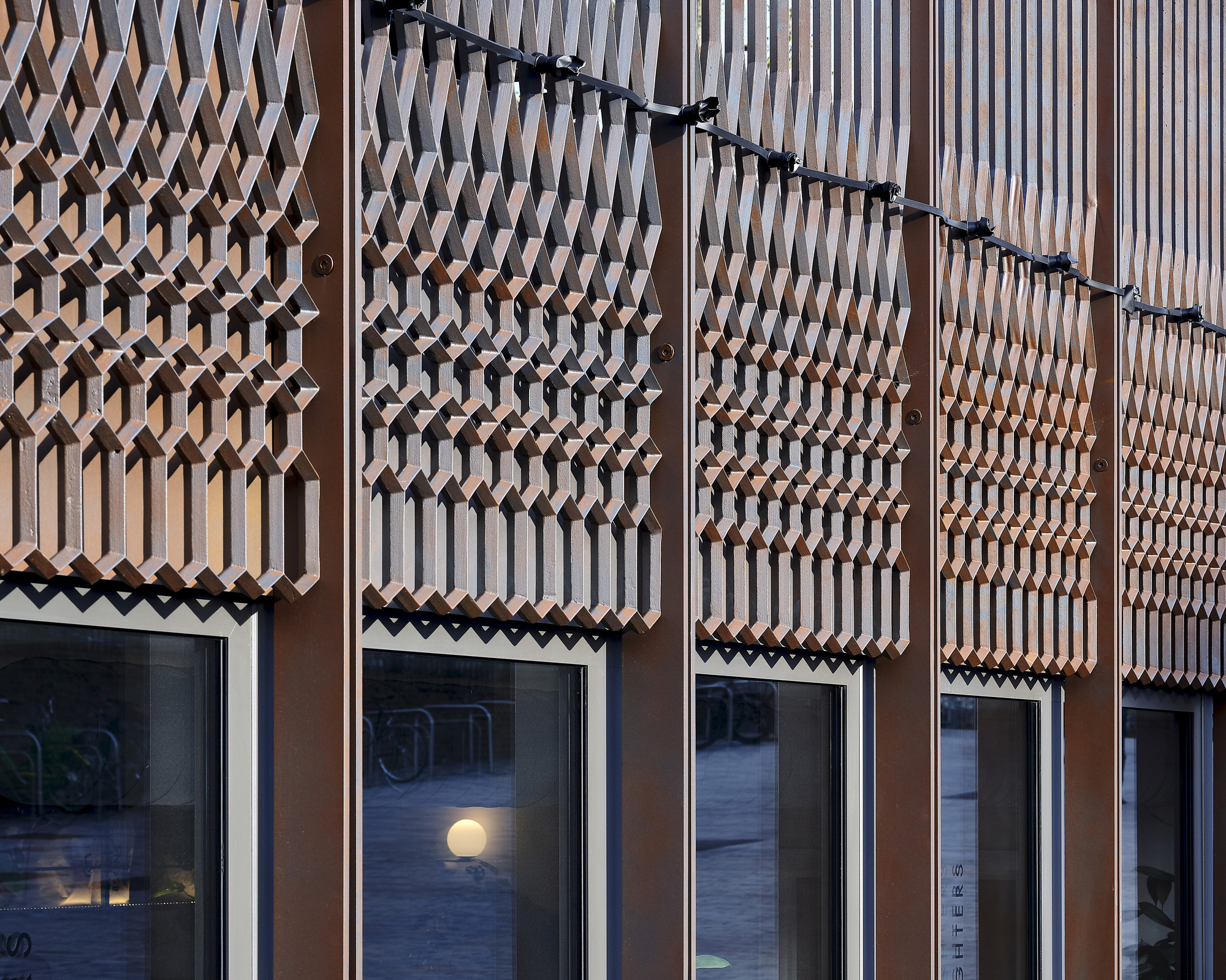 Granary Square Pavilion / Bell Phillips Architects-29