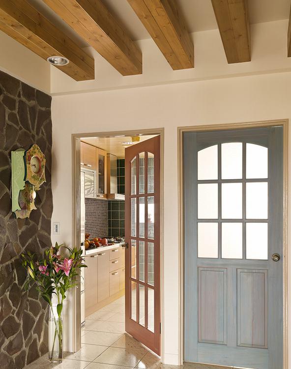 西班牙美学融入乡村风格,打造缤纷生活空间-12