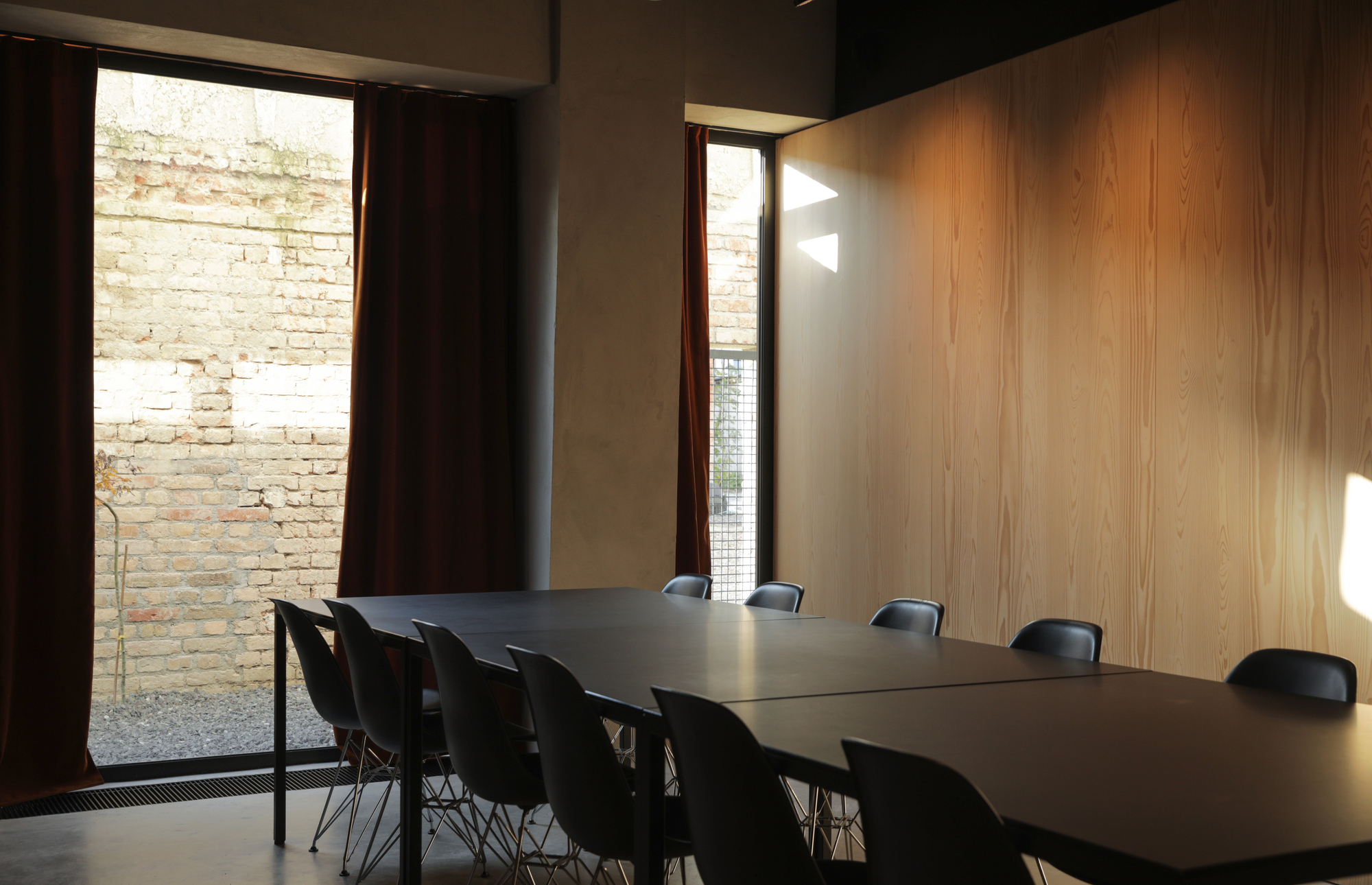 Urania Cinema Transformation / 3LHD-59