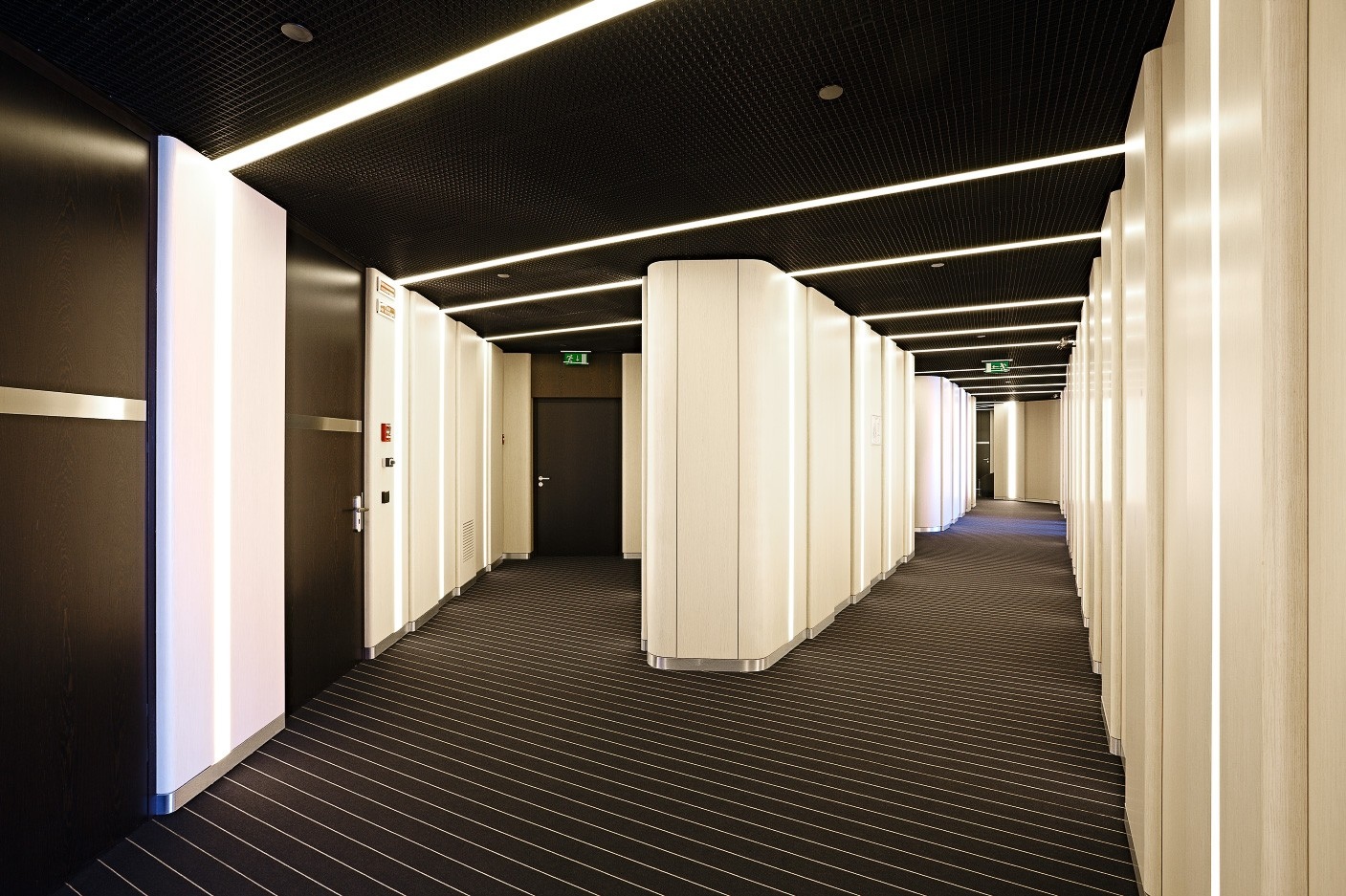 莫斯科“联邦”塔楼 VTB 银行办公室-15