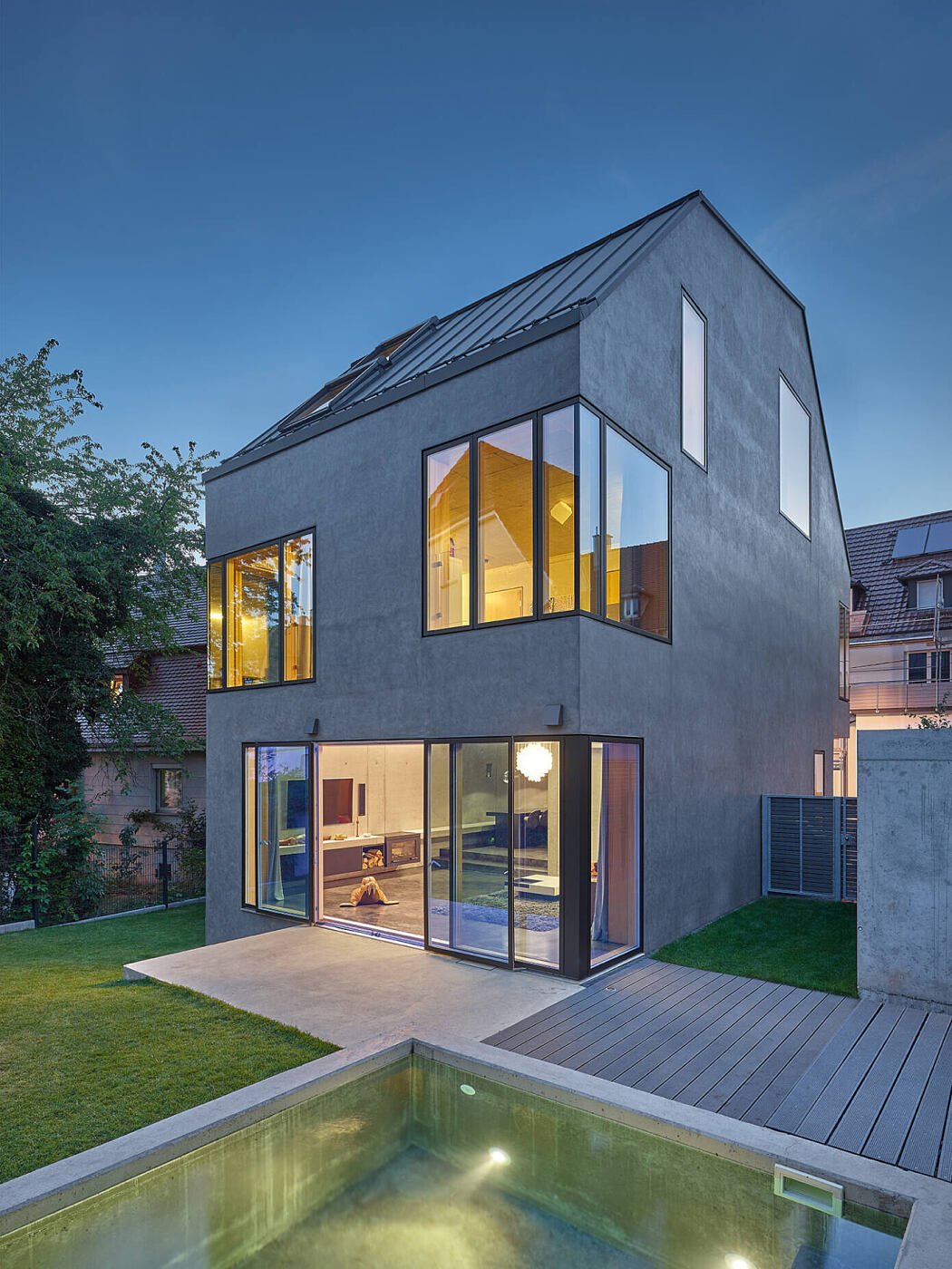 德国 Stuttgart 混凝土三层住宅设计-13