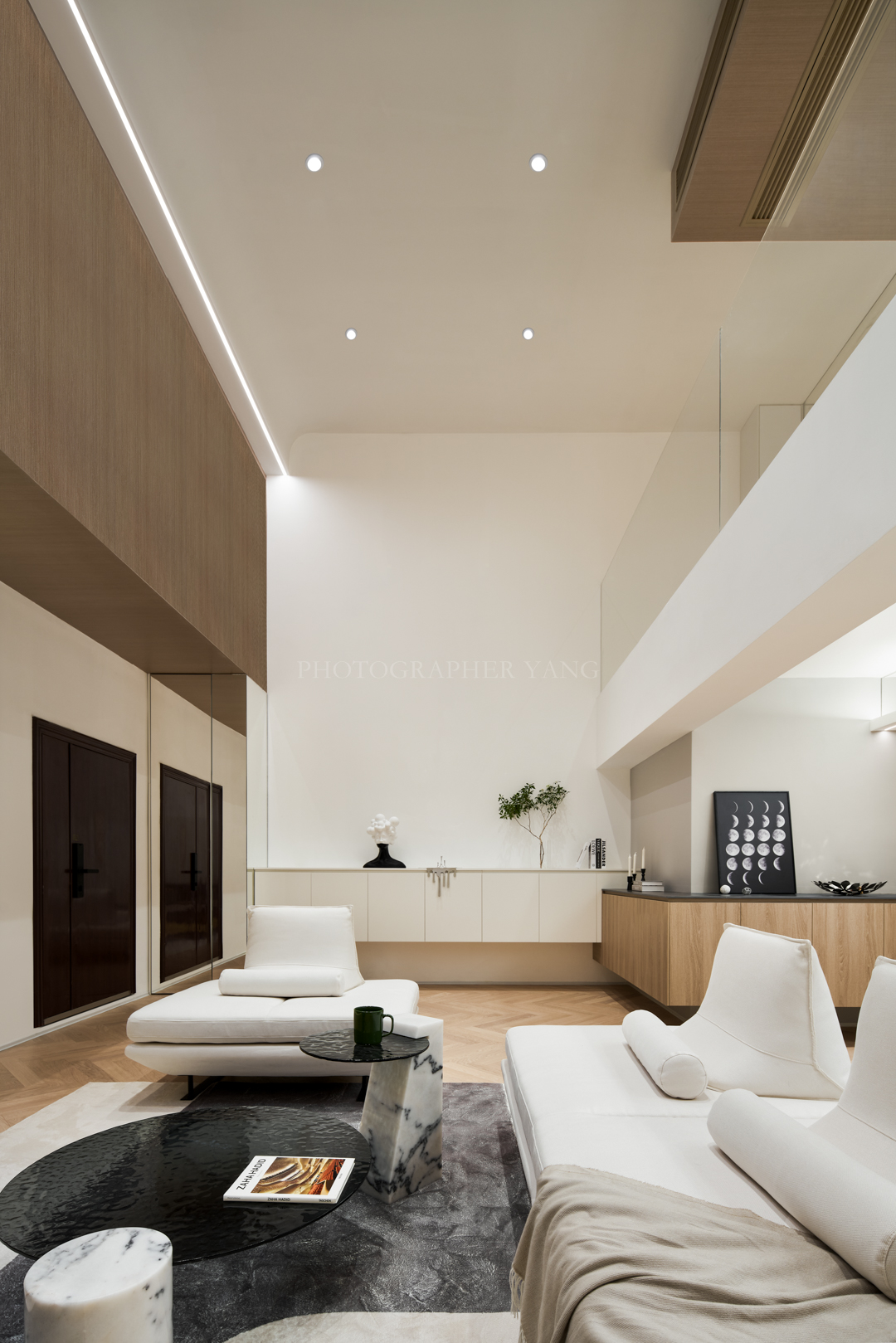 白色和木色的碰撞丨Studio X-7