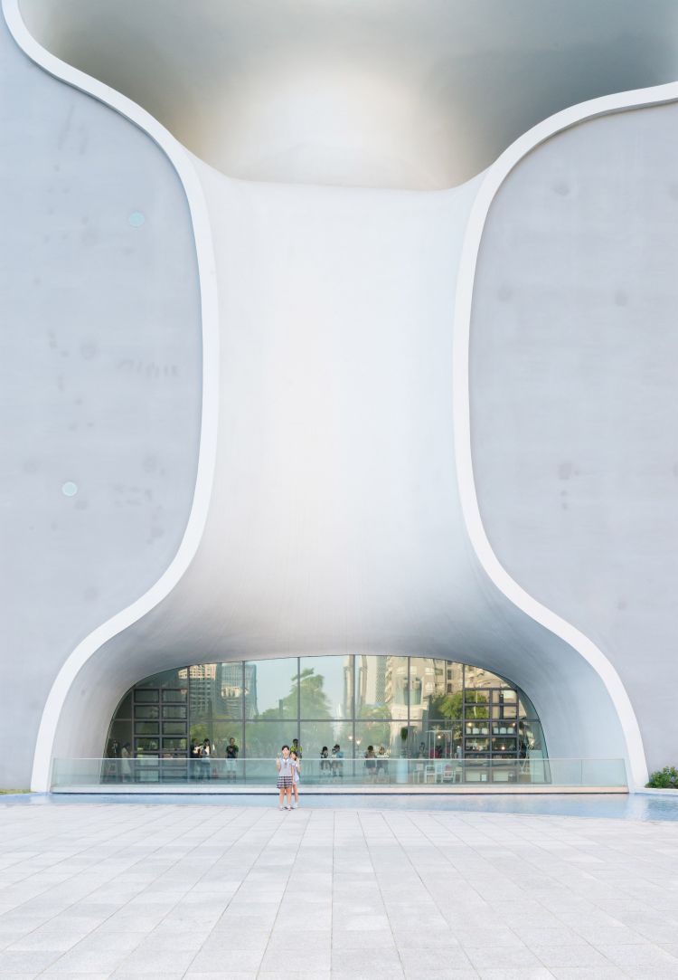 把自然搬進建築裡。伊東豊雄 - WEHOUSE-11