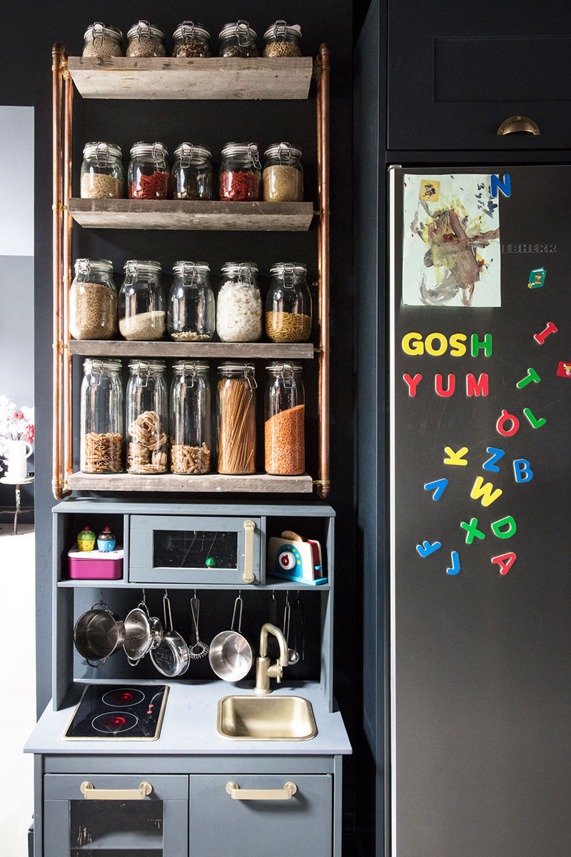 伦敦工业风维多利亚式联排别墅 | 黑色墙壁的现代演绎-16