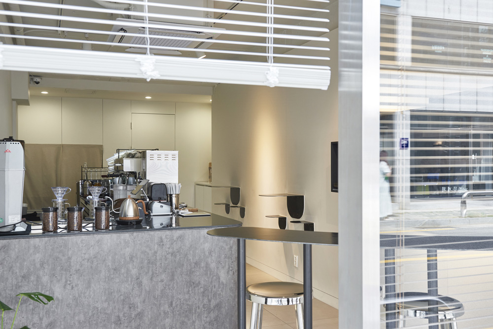 首尔 7 坪咖啡厅，知名设计师打造独特氛围空间-9