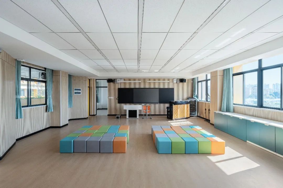 华东师范大学附属顺德美的学校(一期)丨中国佛山丨广东天元建筑设计有限公司(睿住天元)-40