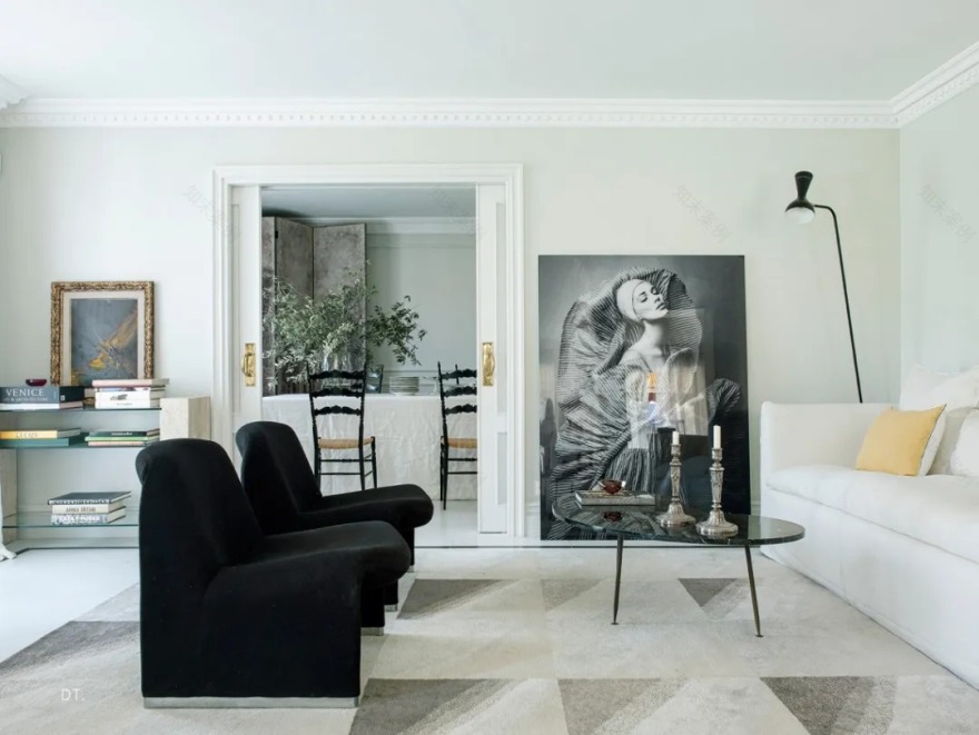 马德里现代住宅 | 黑白永恒经典,东方山水意境-11
