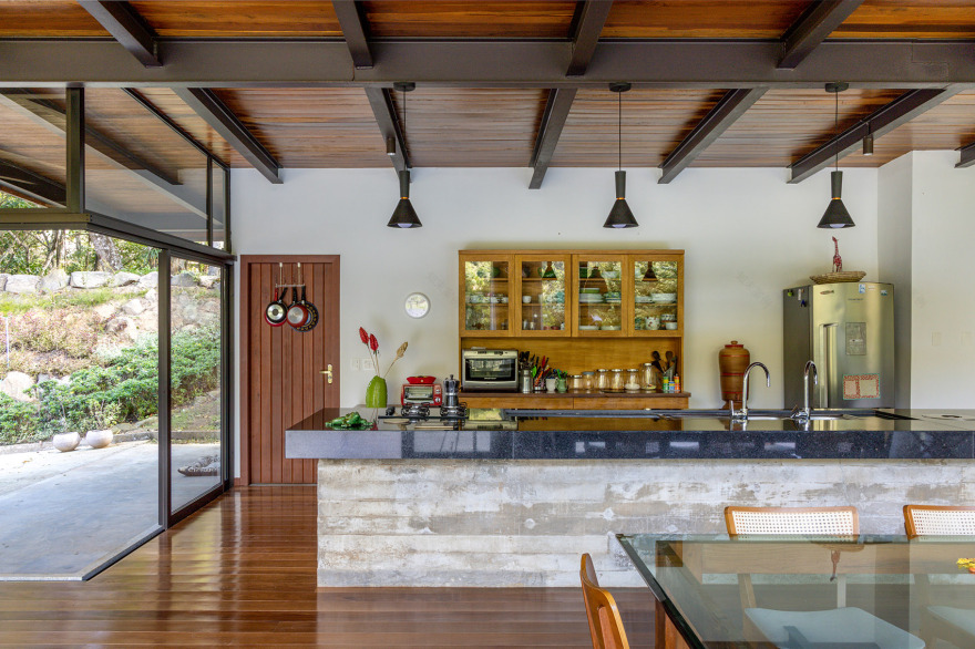 Videiras山谷中的住宅,巴西 / Rodrigo Simão Arquitetura-29