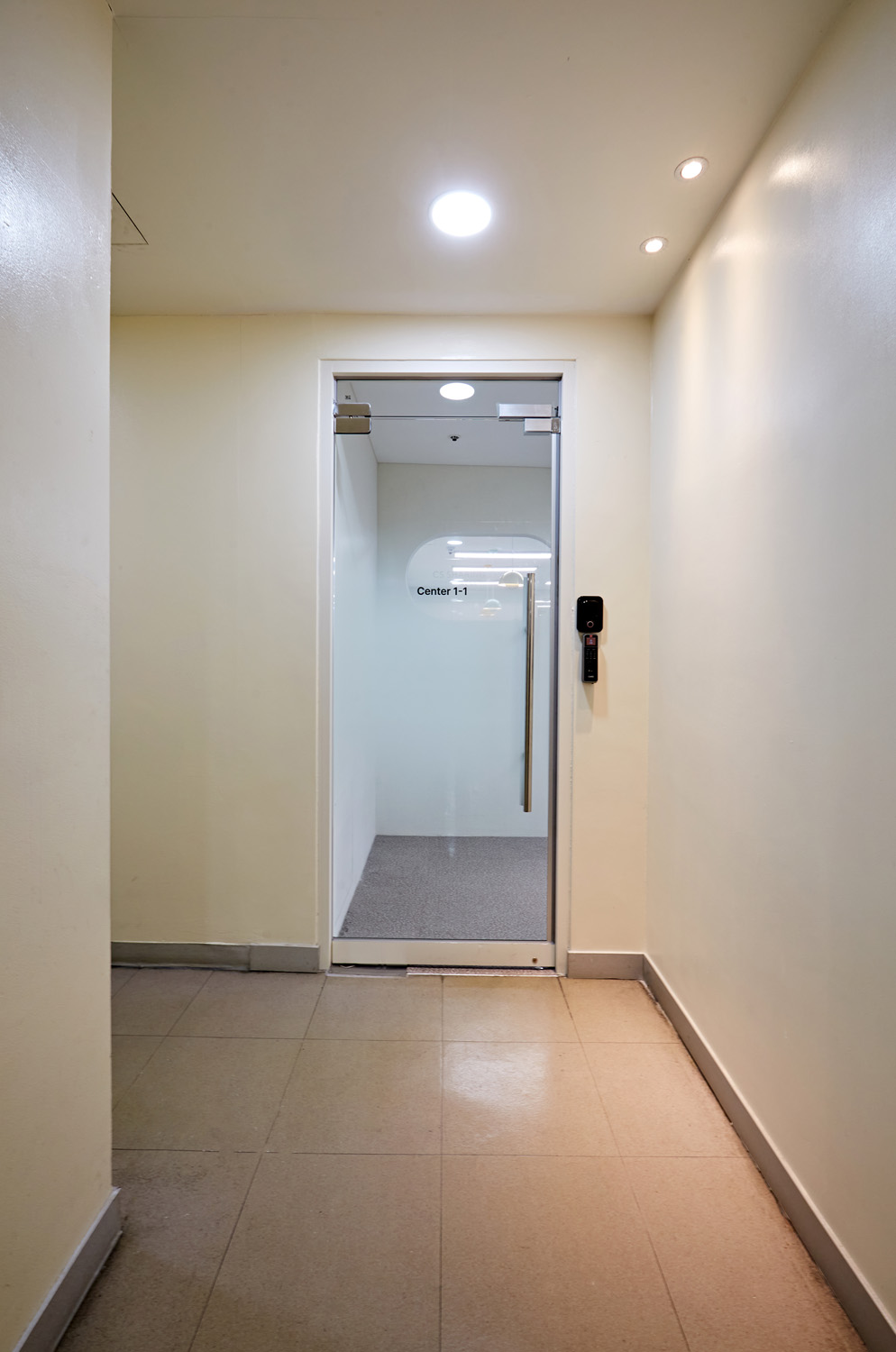 CS 共享办公空间 | 极简设计的 115 平米办公室内饰-28