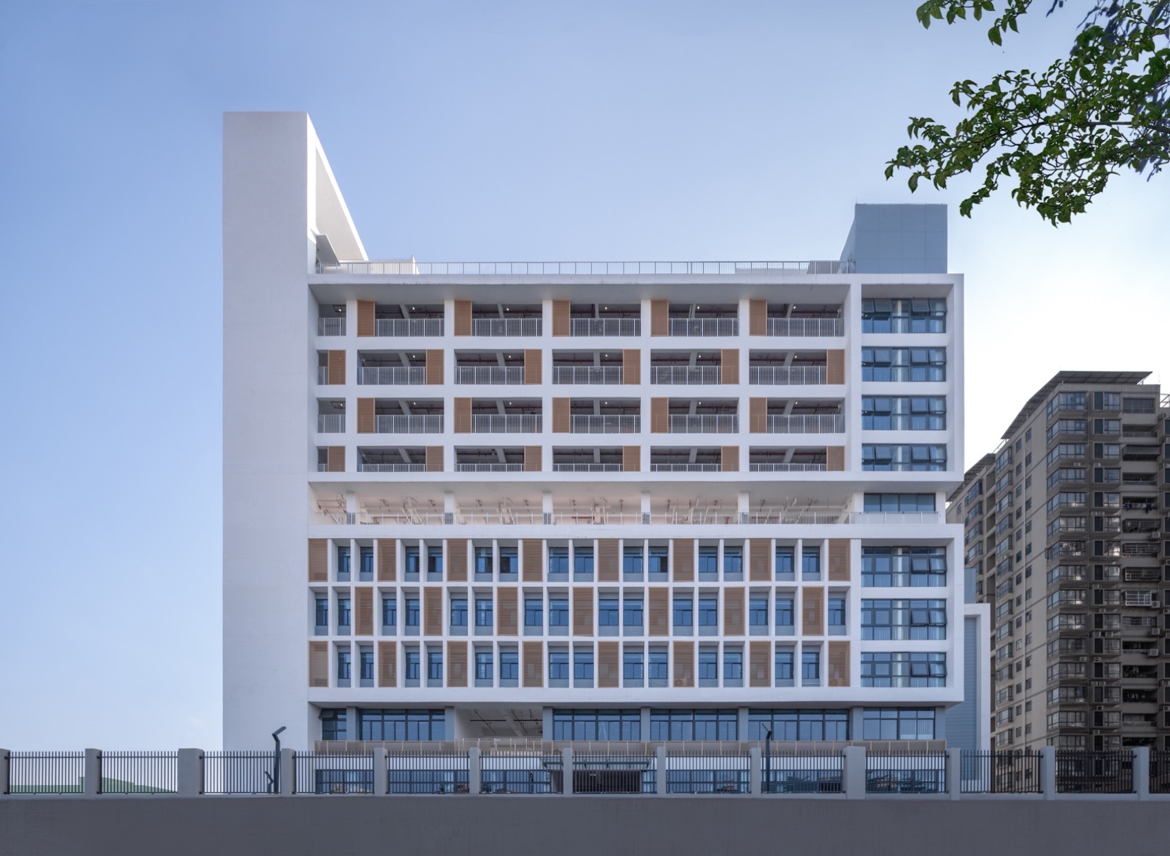 深圳市龙华区福城实验学校 / 深圳大学建筑设计研究院 “钟中+钟波涛”工作室-50