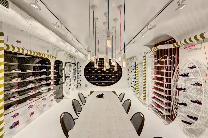 童趣空间 · Skechers TR 儿童鞋展示厅-15